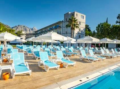Armas Garden Hotel تورنگار