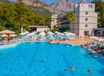 Armas Garden Hotel تورنگار