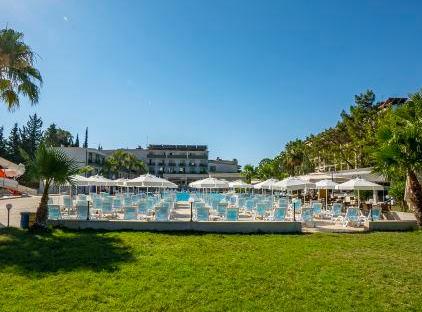 Armas Garden Hotel تورنگار