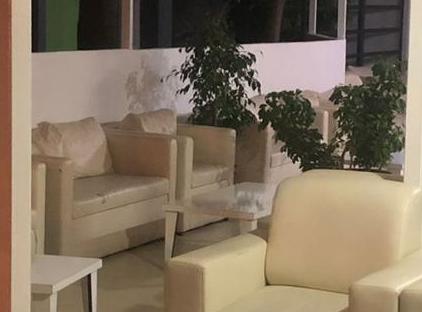 Anita Kemer Noch Hotel تورنگار