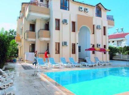 Anita Kemer Noch Hotel تورنگار