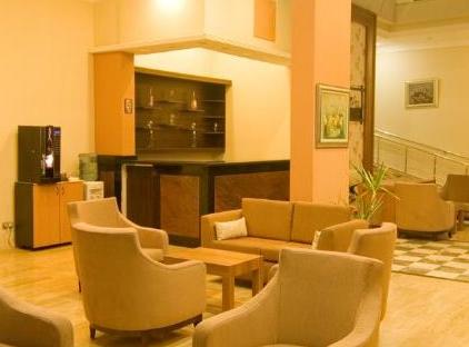 CLUB HOTEL SUNBEL تورنگار