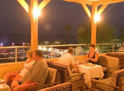 CLUB HOTEL SUNBEL تورنگار