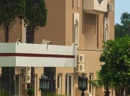 Alexius Beach Hotel تورنگار
