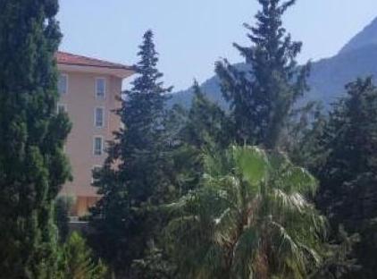 Alexius Beach Hotel تورنگار