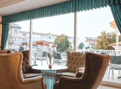 Viking Garden Hotel تورنگار