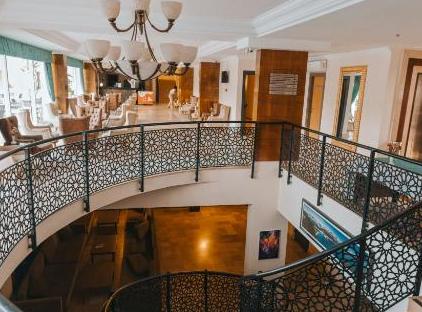 Viking Garden Hotel تورنگار