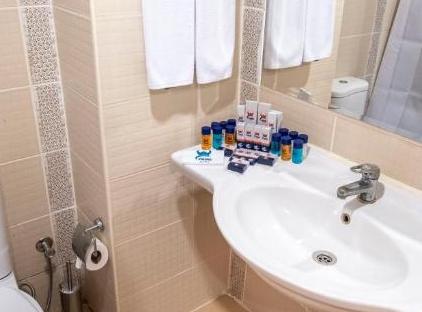 Viking Garden Hotel تورنگار
