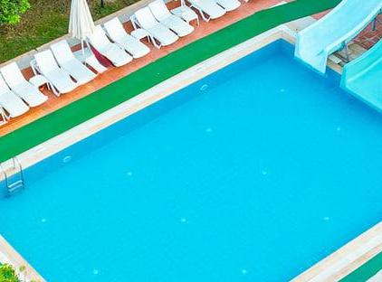Viking Garden Hotel تورنگار
