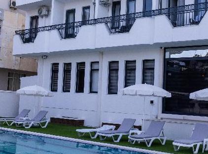 Three Points Hotel تورنگار