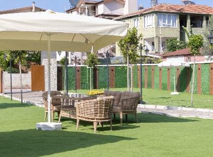 Three Points Hotel تورنگار