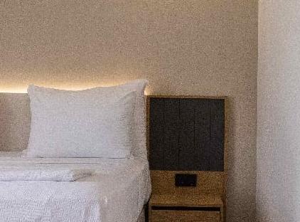 Three Points Hotel تورنگار