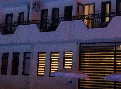 Three Points Hotel تورنگار