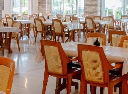 Grand Hotel Derin تورنگار
