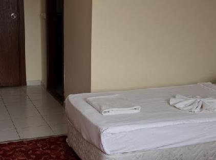 Grand Hotel Derin تورنگار