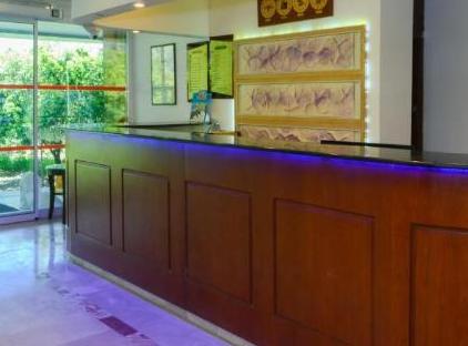 Grand Hotel Derin تورنگار