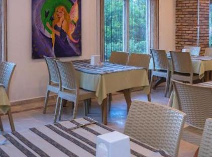 Grand Hotel Derin تورنگار