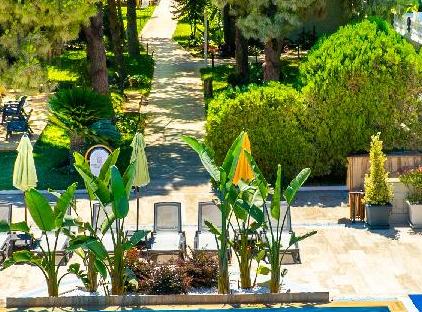 ROSE GARDEN PREMIUM تورنگار