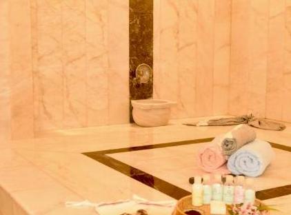 ROSE GARDEN PREMIUM تورنگار