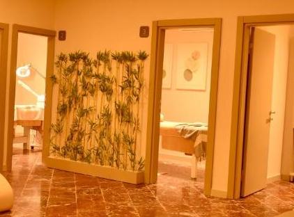 ROSE GARDEN PREMIUM تورنگار