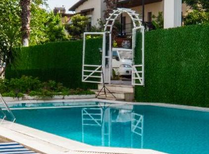 Kemer Royal Beach تورنگار