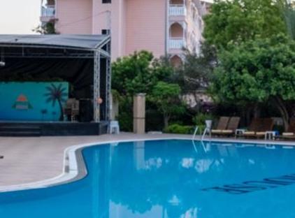 Pine House By Werde Hotels تورنگار