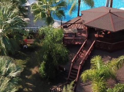 Nerissa Hotel تورنگار