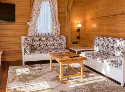 Nerissa Hotel تورنگار