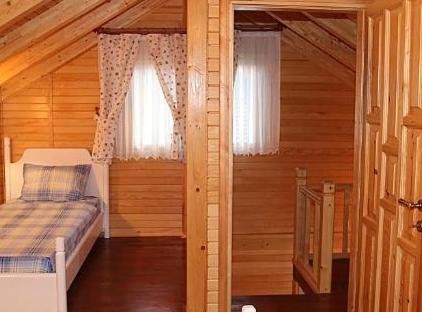 Nerissa Hotel تورنگار