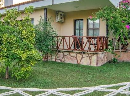 Nerissa Hotel تورنگار