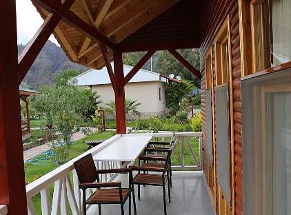 Nerissa Hotel تورنگار