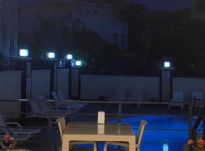 MIYAS LUXURY HOTEL تورنگار