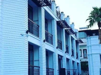 MIYAS LUXURY HOTEL تورنگار
