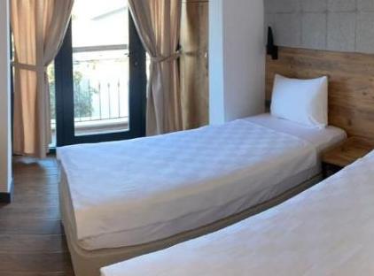 MIYAS LUXURY HOTEL تورنگار