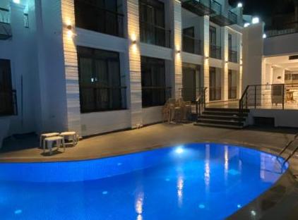 MIYAS LUXURY HOTEL تورنگار