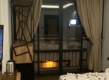 MIYAS LUXURY HOTEL تورنگار