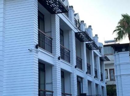 MIYAS LUXURY HOTEL تورنگار