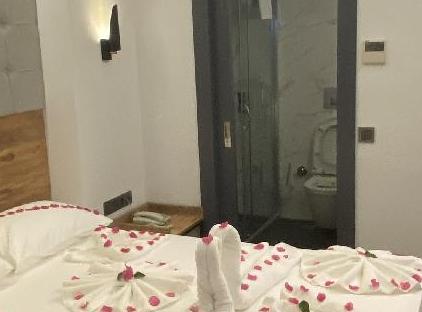 MIYAS LUXURY HOTEL تورنگار