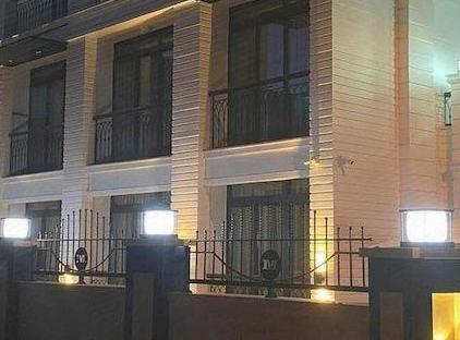 MIYAS LUXURY HOTEL تورنگار