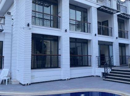 MIYAS LUXURY HOTEL تورنگار