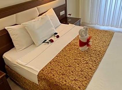 Valeri Beach Hotel تورنگار