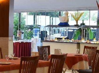 Valeri Beach Hotel تورنگار
