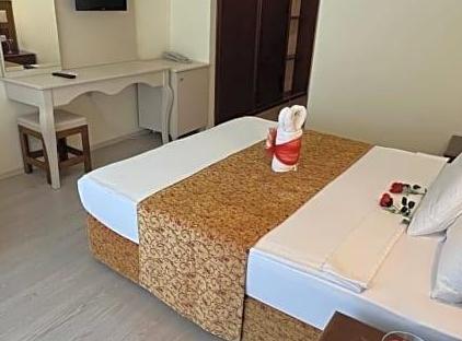 Valeri Beach Hotel تورنگار