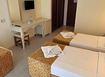 Valeri Beach Hotel تورنگار