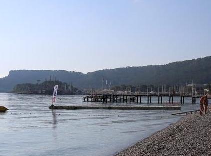 Valeri Beach Hotel تورنگار
