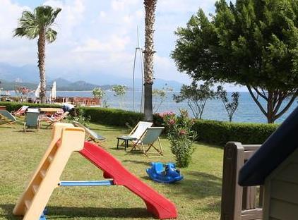 Valeri Beach Hotel تورنگار