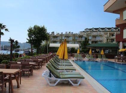 Valeri Beach Hotel تورنگار