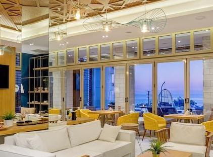 Melanippe Relaxing Hotel تورنگار