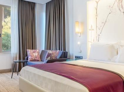 Melanippe Relaxing Hotel تورنگار