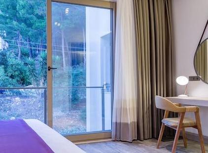 Melanippe Relaxing Hotel تورنگار